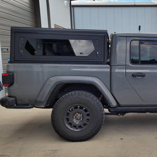 Hardtop Jeep Gladiator JT 2019+ | Alu-Cab Contour | Aluminium Schwarz Alu-Cab Xperts4x4