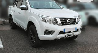 Windenhalterung von Seilwinde Nissan Navara NP300 und Class X auf Stoßstangen von Originale N4 OFFROAD N4-KMT022 Xperts4x4