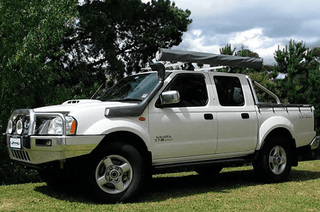 Snorkel Safari 4x4 - Nissan Navara D22 2.5L Doppelbatterien Safari 4x4 SS726HF Xperts4x4